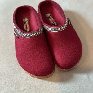 Burgundy Haflinger Clogs Size 37